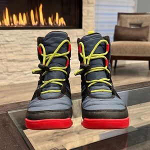 Sorel Kids Boots - Big Boy Size 6